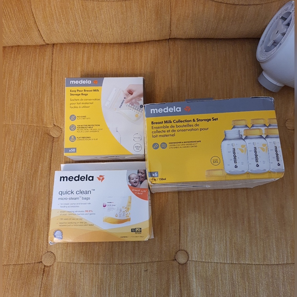 Medela Breast Milk Collection and Storage Set with Quick Clean Bags
